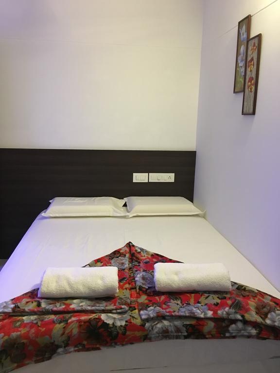 Rams Guest House Near Lulu Mall Thiruvananthapuram Bagian luar foto