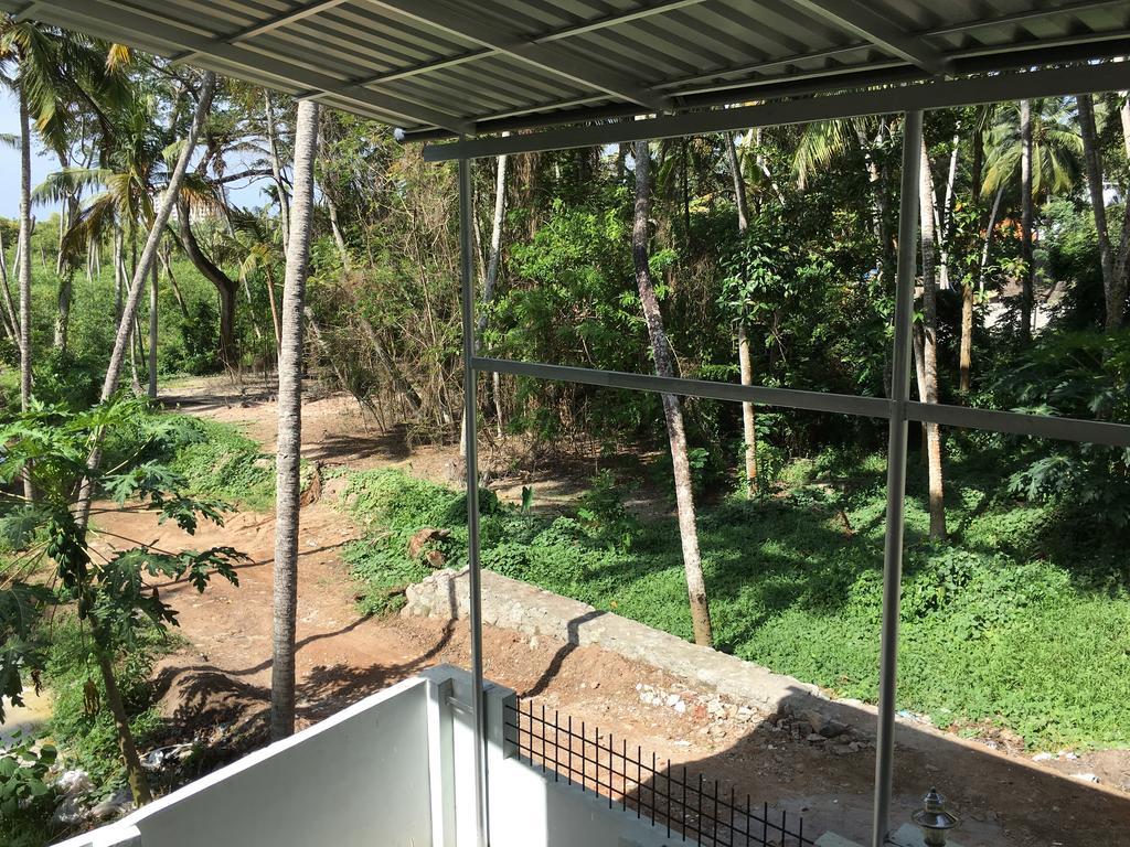 Rams Guest House Near Lulu Mall Thiruvananthapuram Bagian luar foto