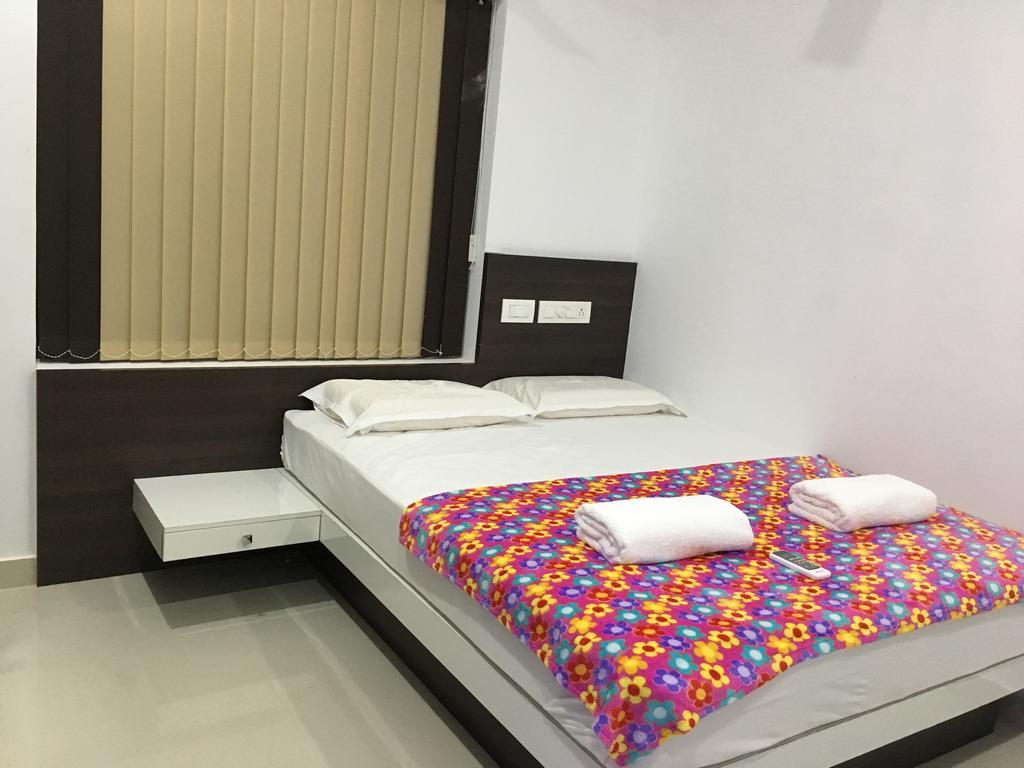 Rams Guest House Near Lulu Mall Thiruvananthapuram Bagian luar foto