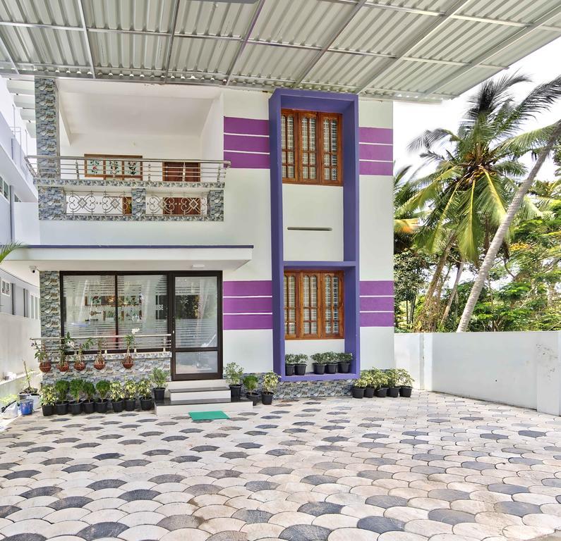 Rams Guest House Near Lulu Mall Thiruvananthapuram Bagian luar foto