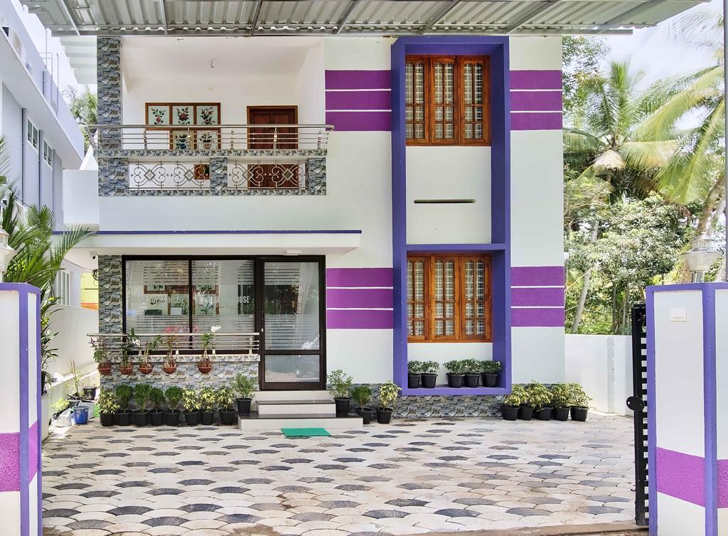 Rams Guest House Near Lulu Mall Thiruvananthapuram Bagian luar foto